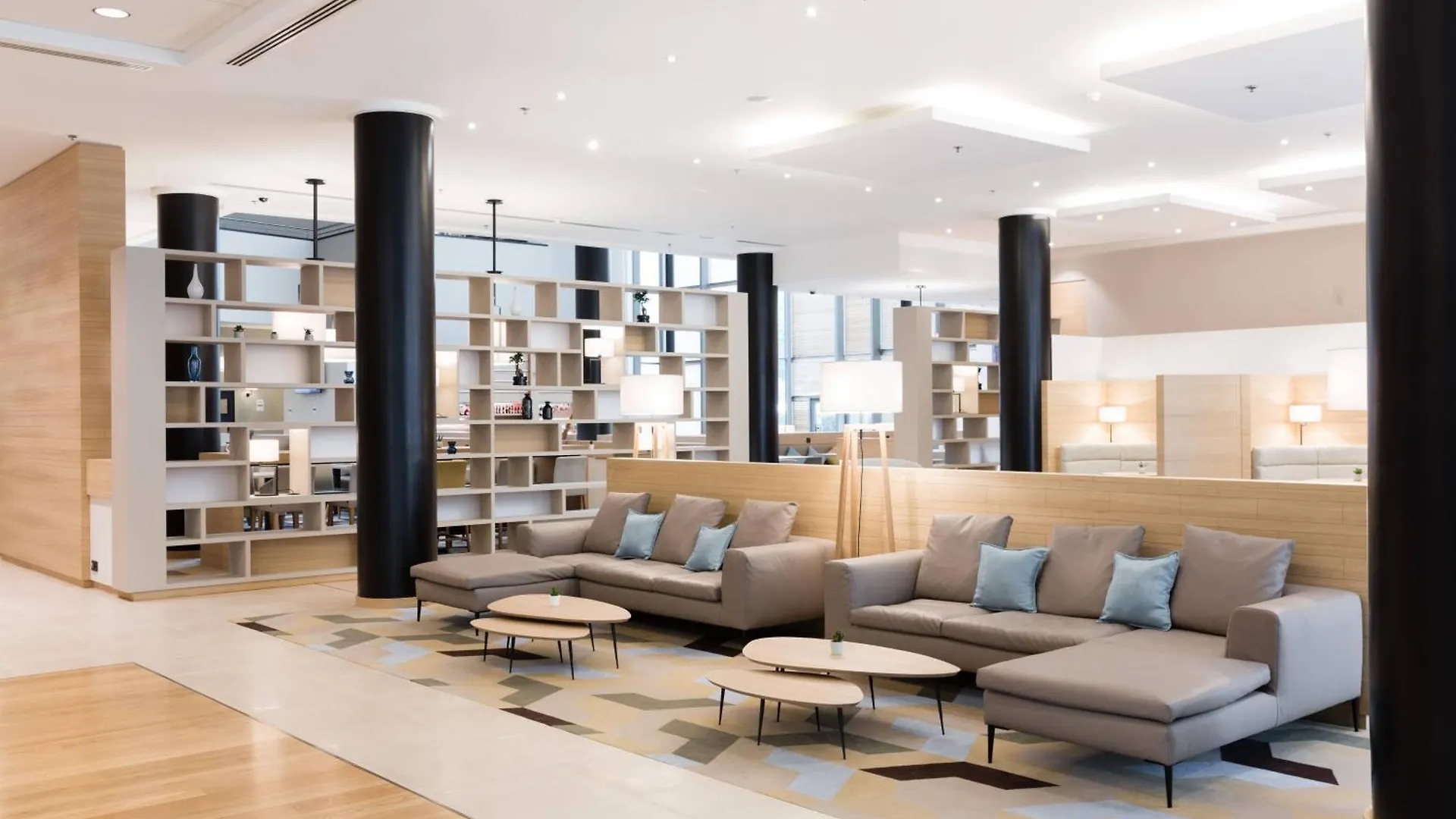 Courtyard By Marriott Brussels contacts