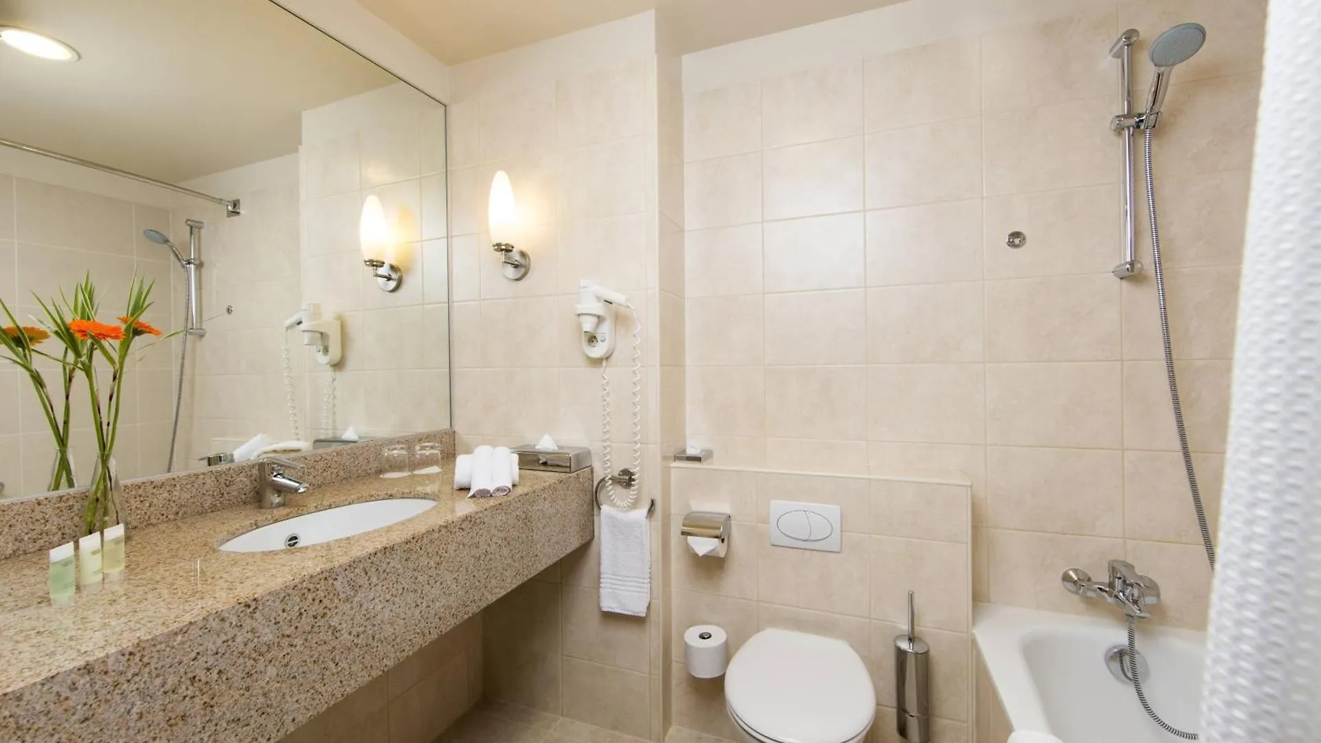Hotel Courtyard By Marriott Brussels Diegem 4*,